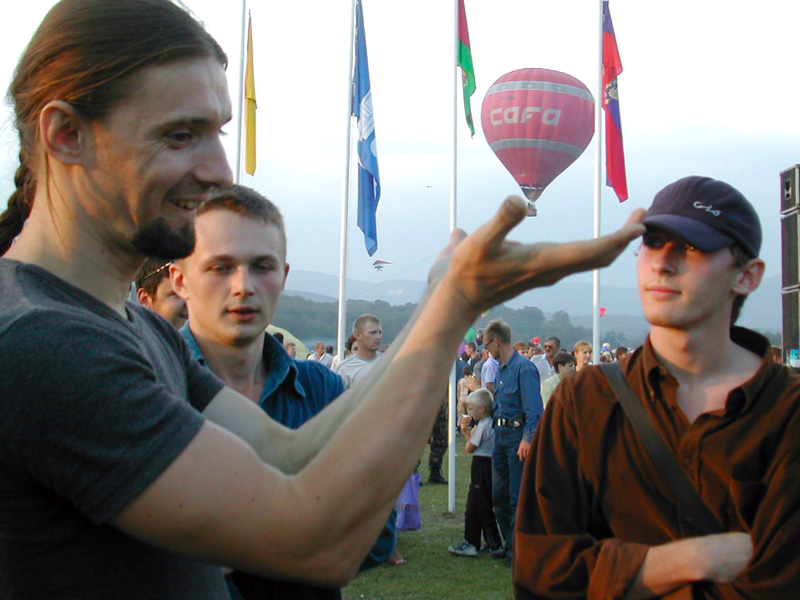 ��������